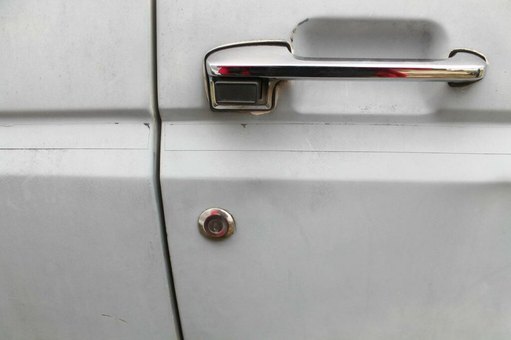 llaves bumping en cerraduras de autovehiculos