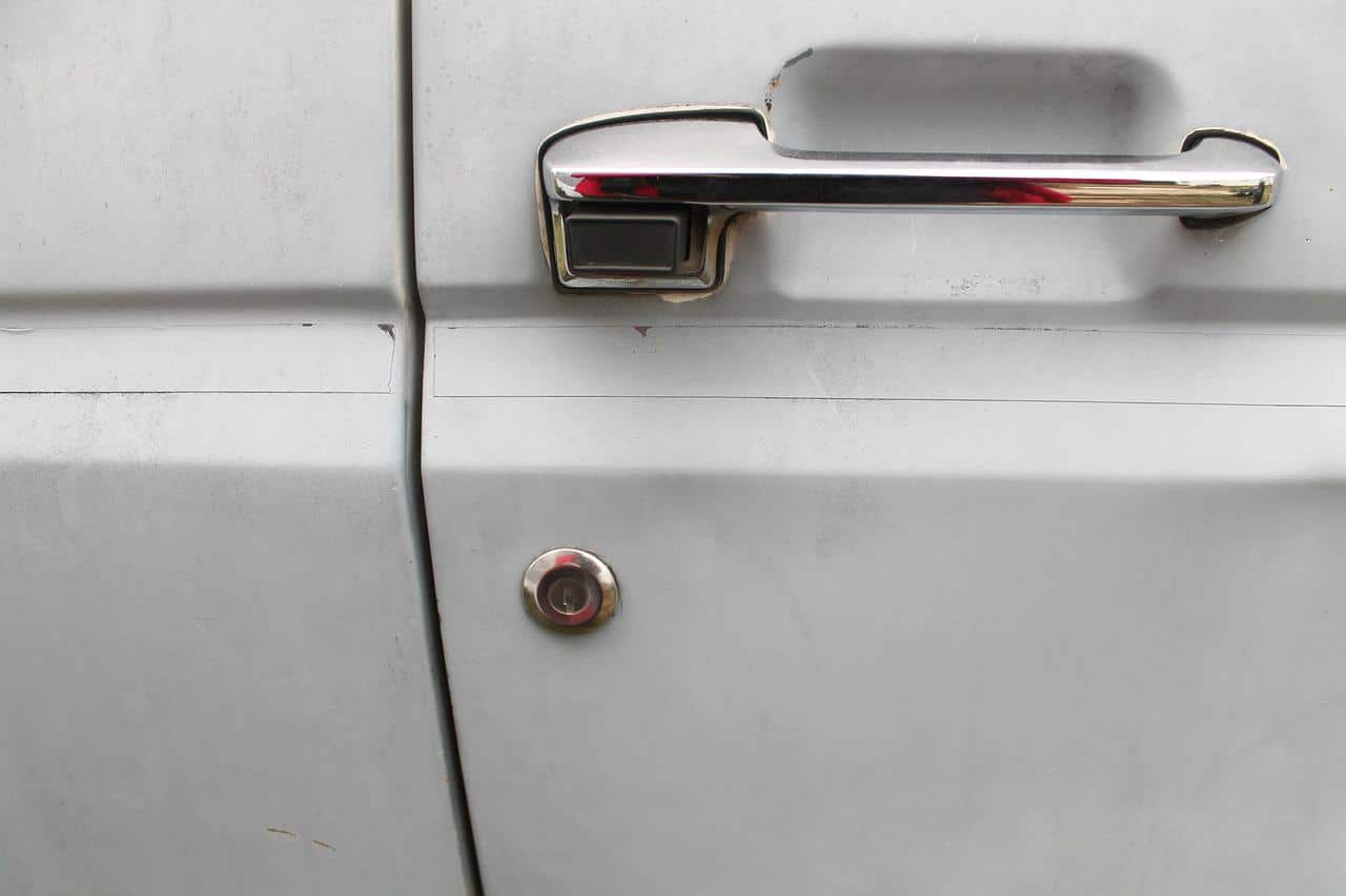 ¿Por qué las llaves bump no funcionan en los automóviles?